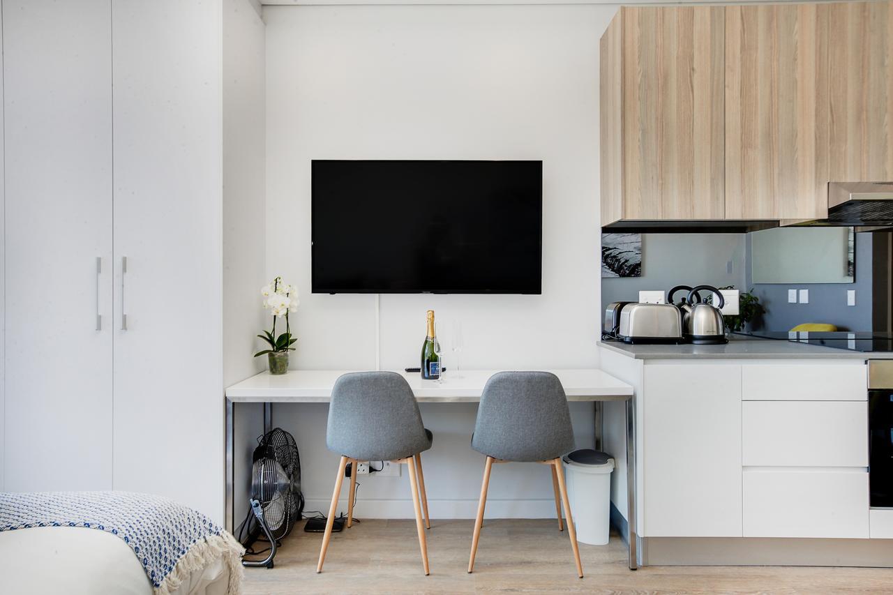 Backup-Powered Trendy Ny City Apartment At Table Mountain Cape Town Eksteriør bilde